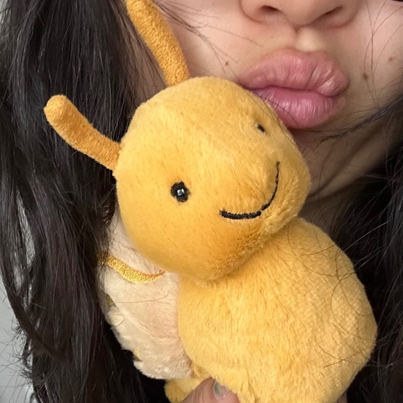 Meet your Posher, Jules - Picture 1 of 2